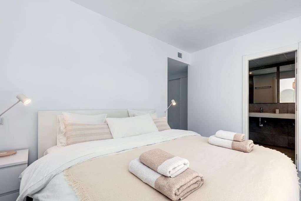 Riverside Benahavis Holiday Rental Apartment Bagian luar foto