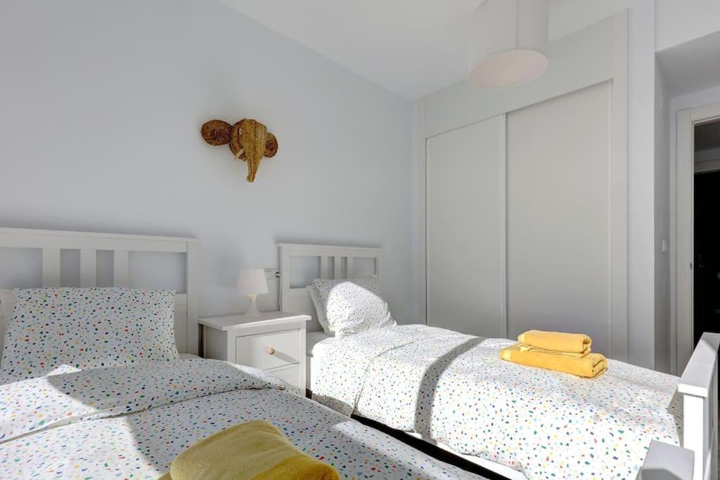 Riverside Benahavis Holiday Rental Apartment Bagian luar foto